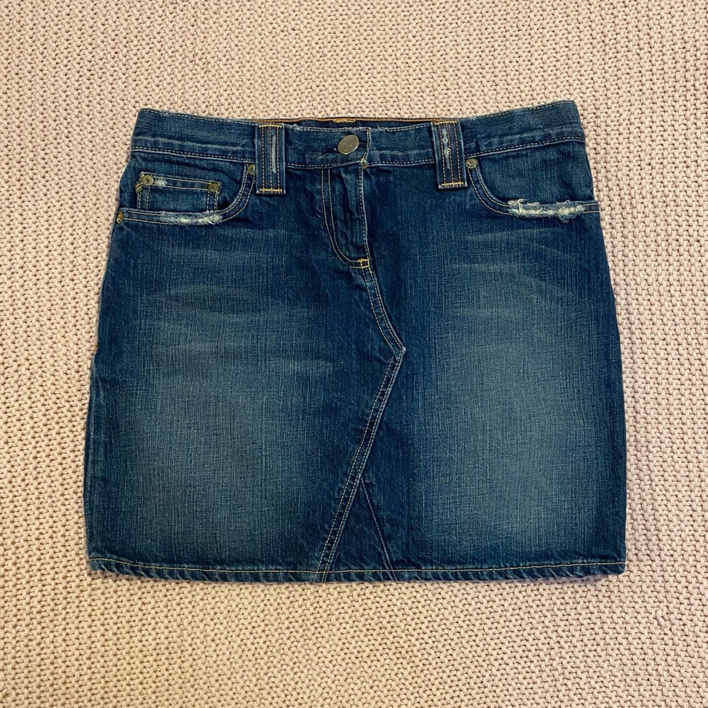 ✰ j crew distressed denim mini skirt ✰